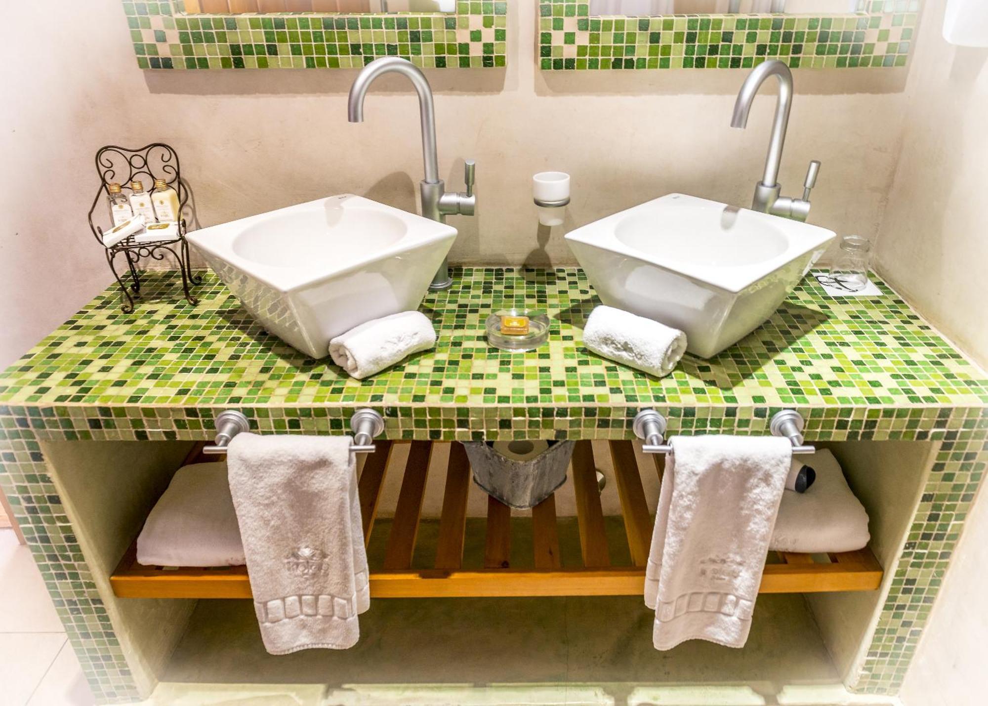 Lirolay Suites - Apart Hotel Bariloche Kamer foto