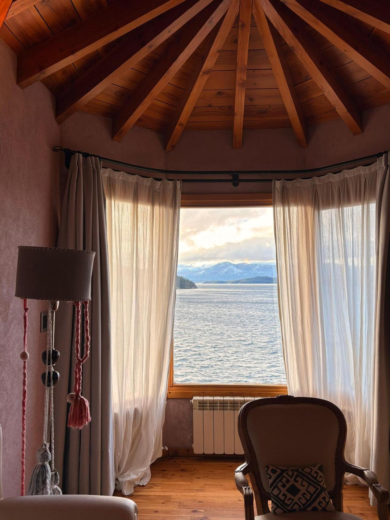 Lirolay Suites - Apart Hotel Bariloche Buitenkant foto